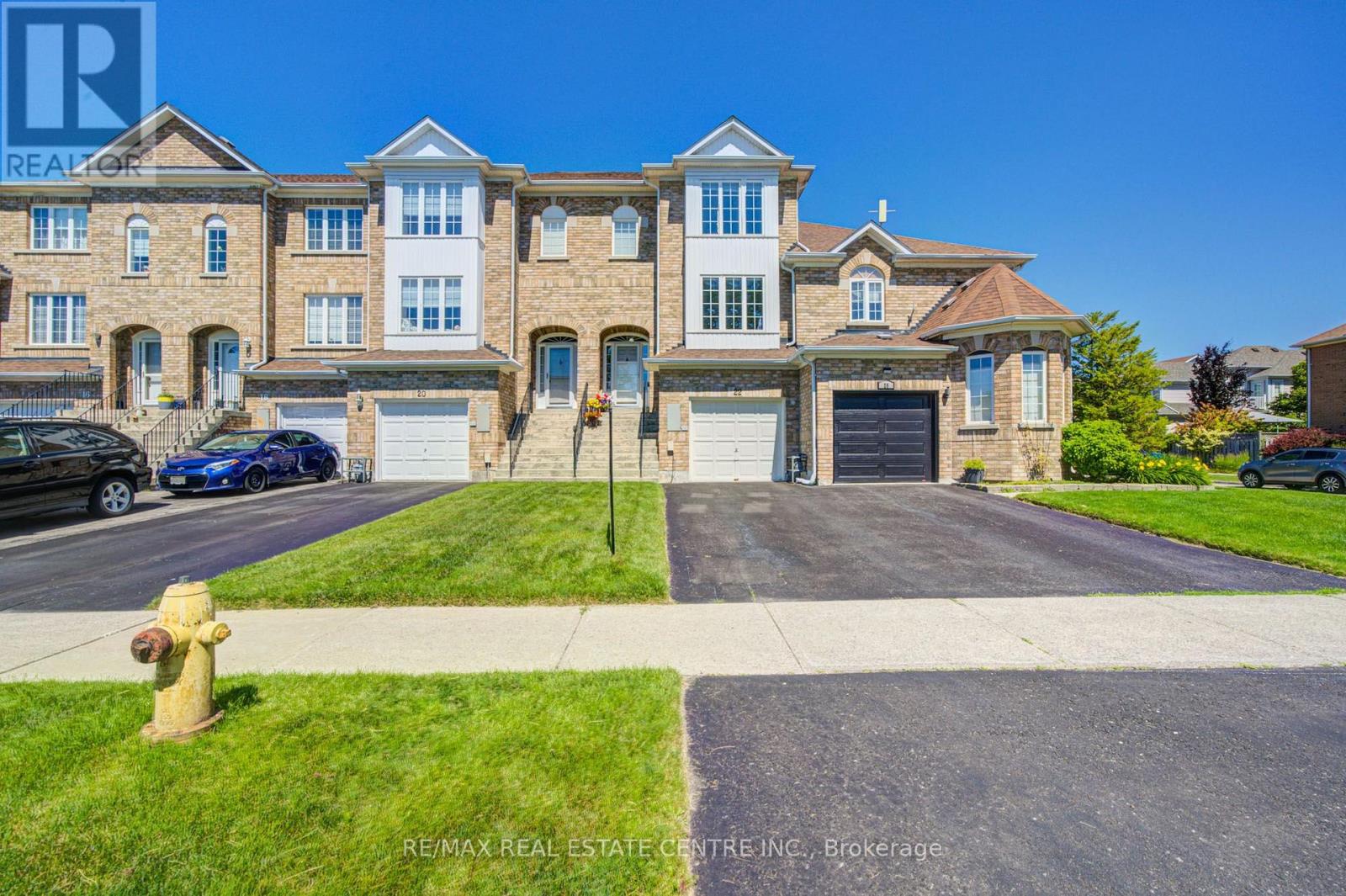 MLS® listing #30003724 for sale located at 22 LAKERIDGE DRIVE