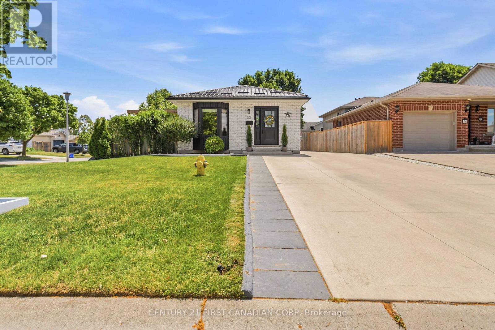 MLS® listing #30004152 for sale located at 30 TRAPPER STREET