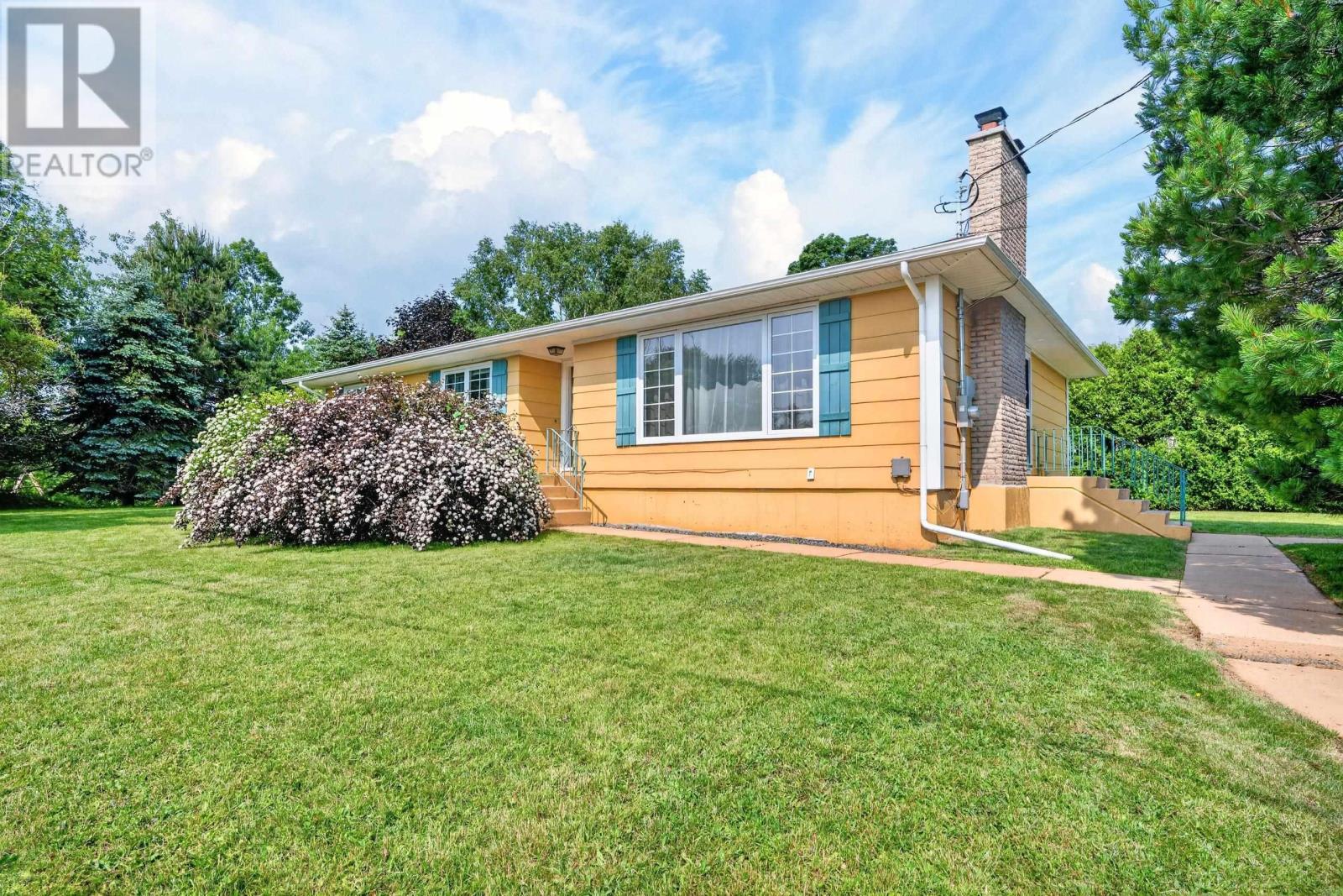 MLS® listing #30009861 for sale located at 70 Hillcrest Drive