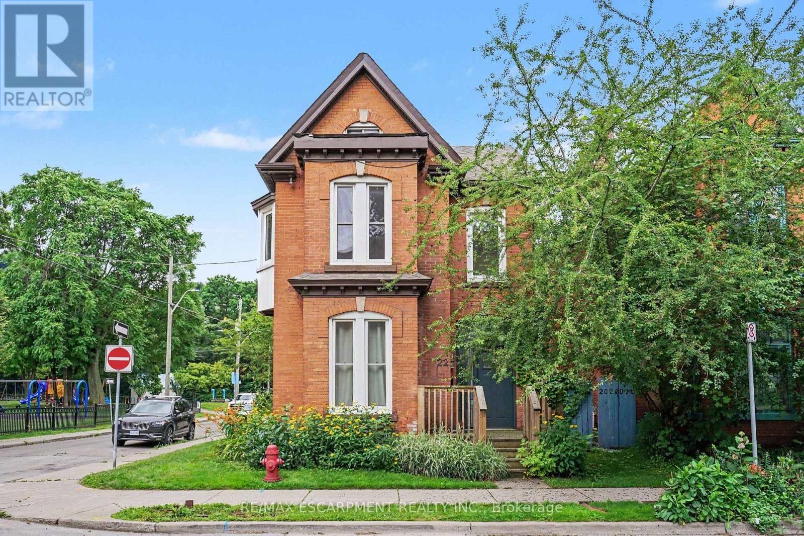 MLS® listing #30010058 for sale located at 22 STINSON STREET