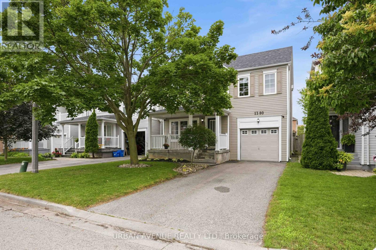 MLS® listing #30010142 for sale located at 1380 LINSTEAD STREET