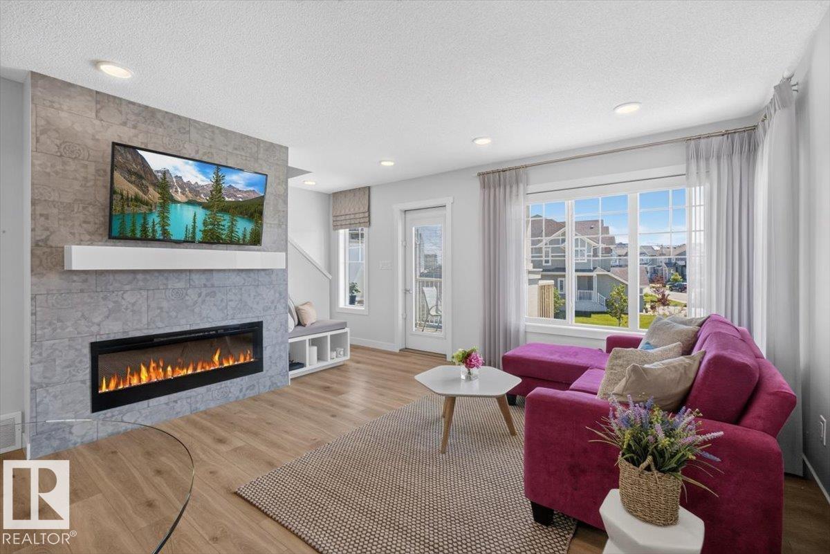 MLS® listing #30010262 for sale located at 862 DANIELS WY SW