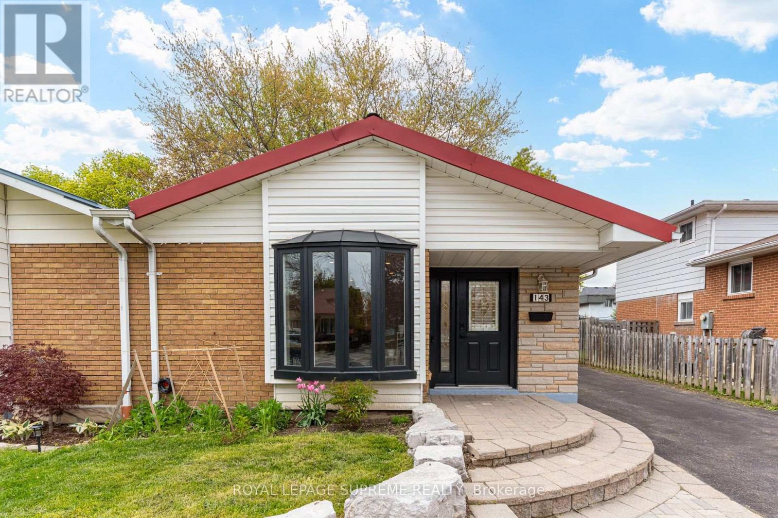 MLS® listing #30010801 for sale located at UPPER - 143 VOLTARIE CRESCENT