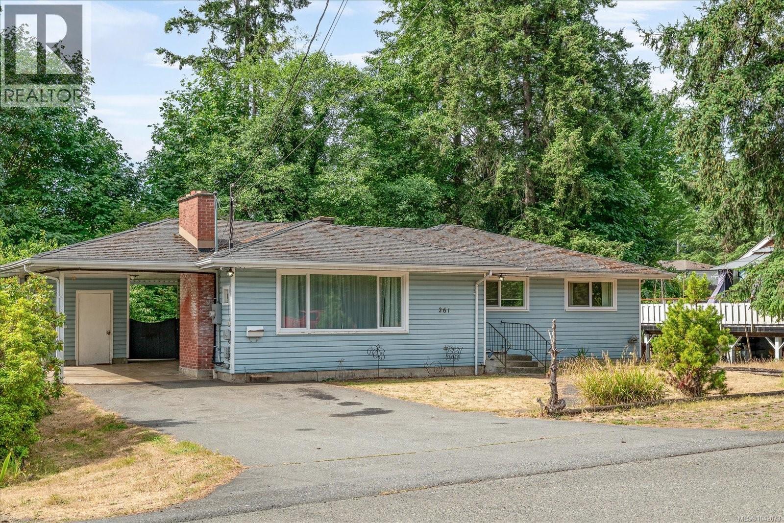 MLS® listing #30011246 for sale located at 261 Villa Rd