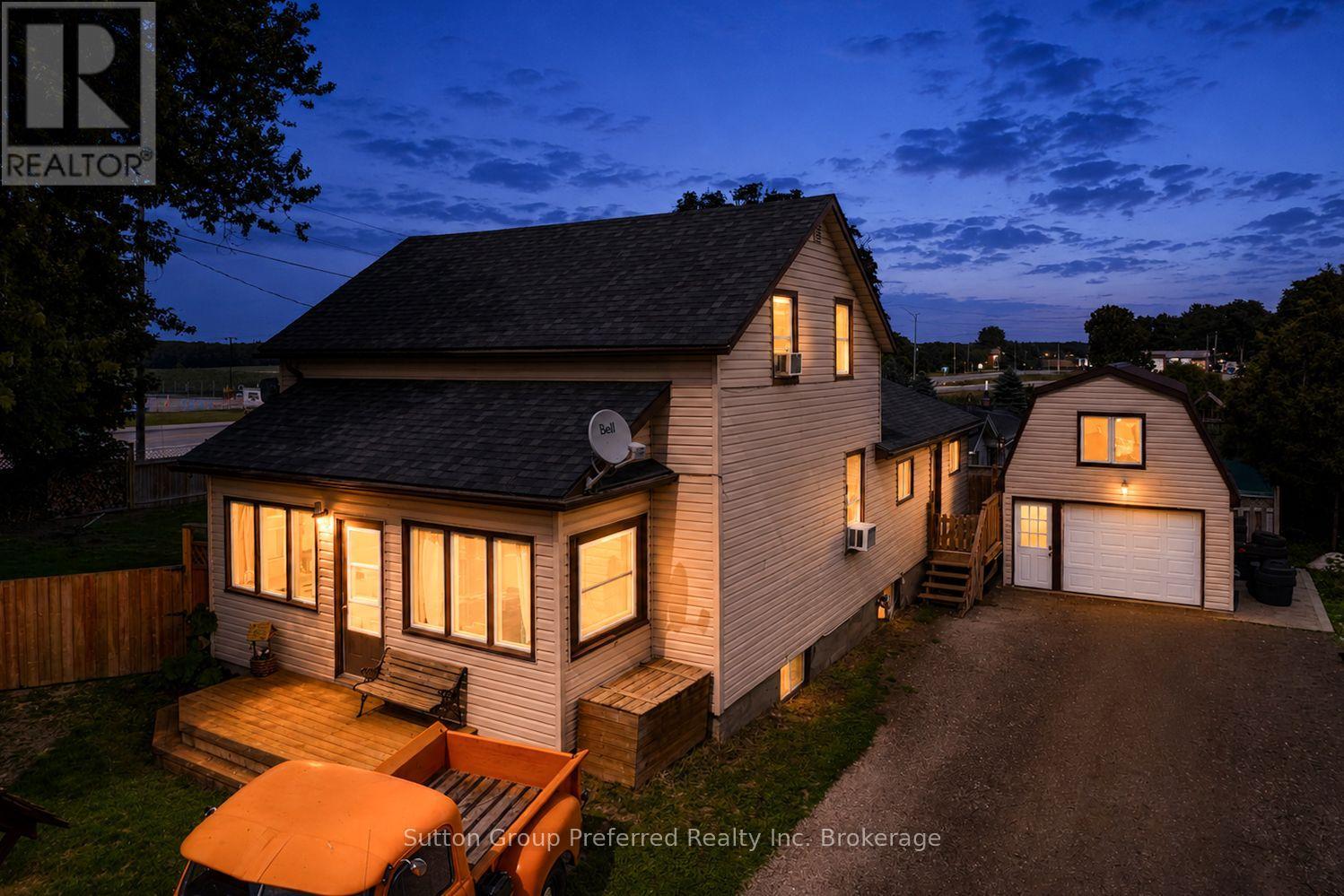MLS® listing #30011397 for sale located at 685744 MAIN STREET