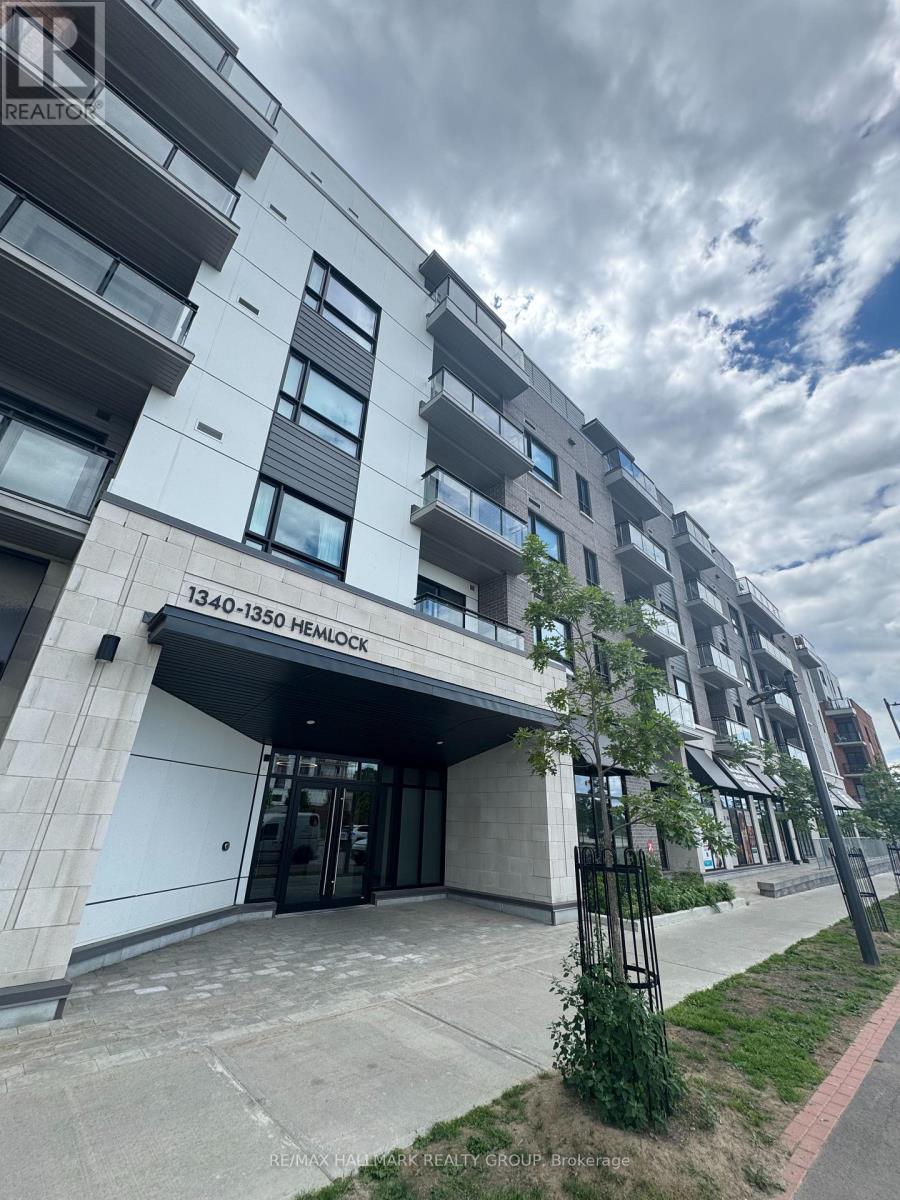 MLS® listing #30011607 for sale located at 412 - 1350 HEMLOCK ROAD