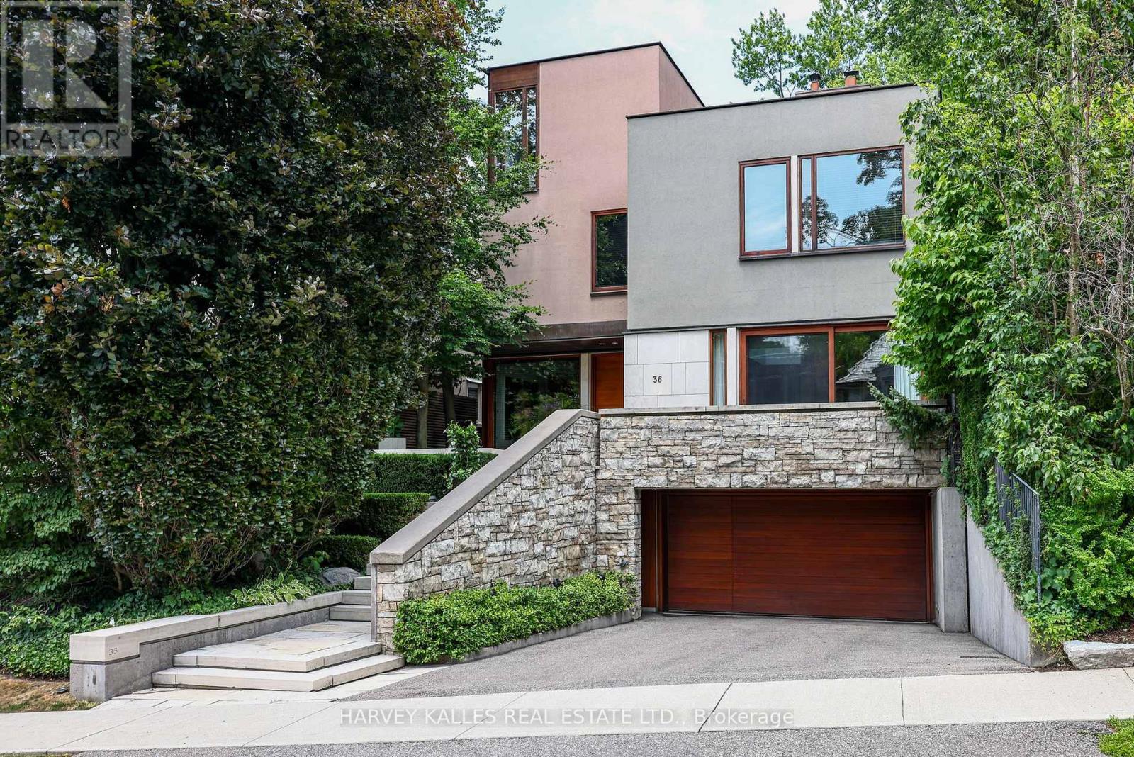 MLS® listing #30012451 for sale located at 36 MILLBANK AVENUE