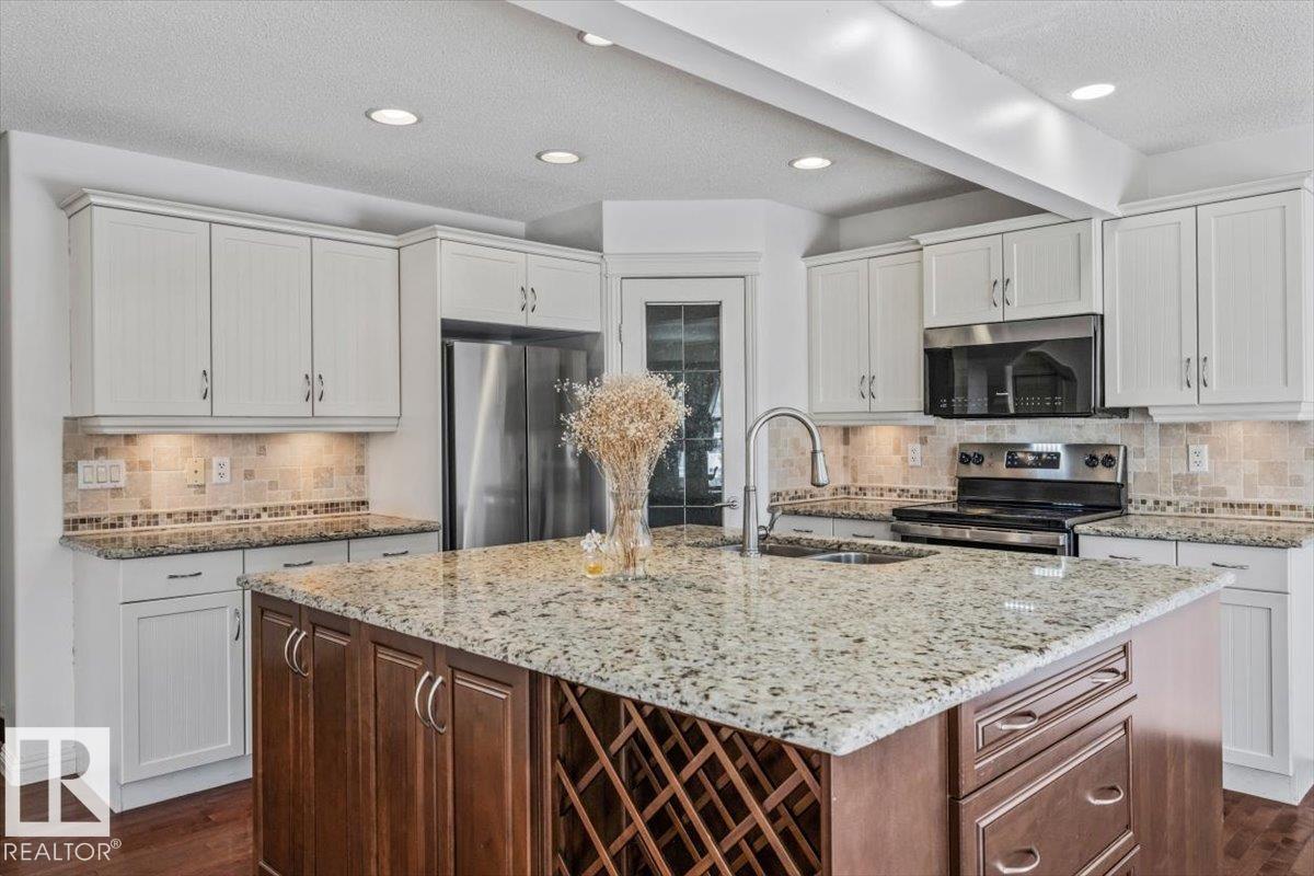 MLS® listing #30012935 for sale located at 2407 HAGEN WY NW
