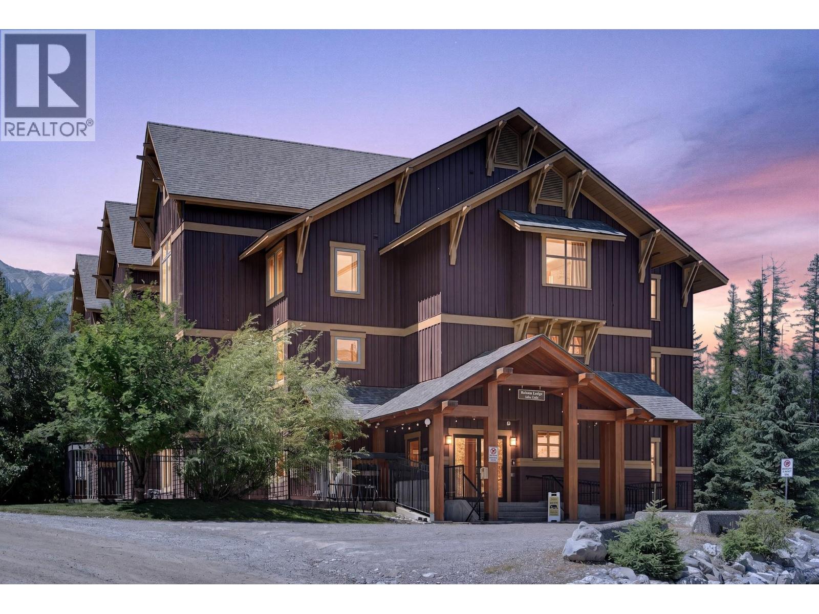 MLS® listing #30012965 for sale located at 4559 TIMBERLINE Crescent Unit# 520