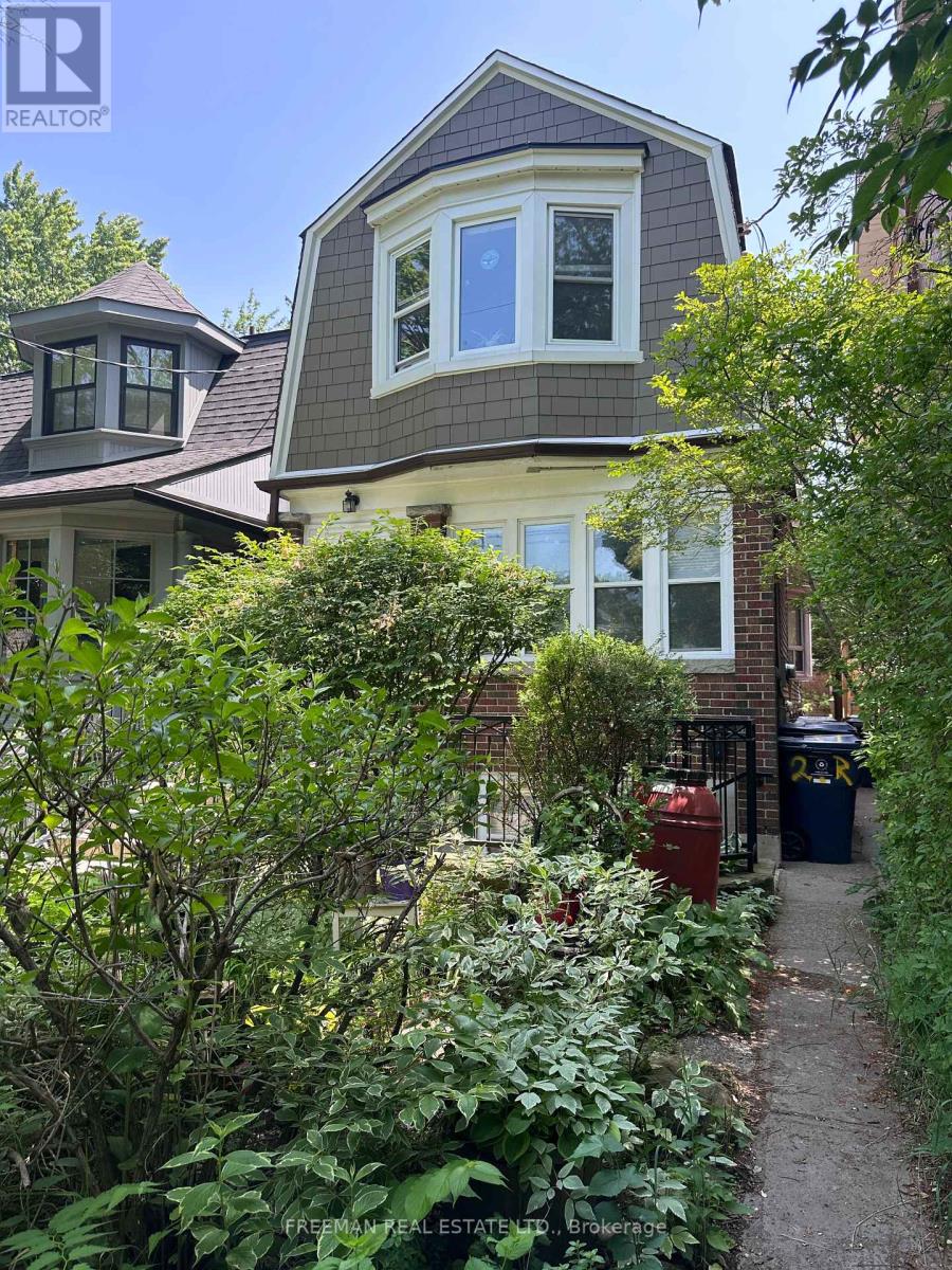 MLS® listing #30013268 for sale located at LOWER - 27 ROSSMORE ROAD W