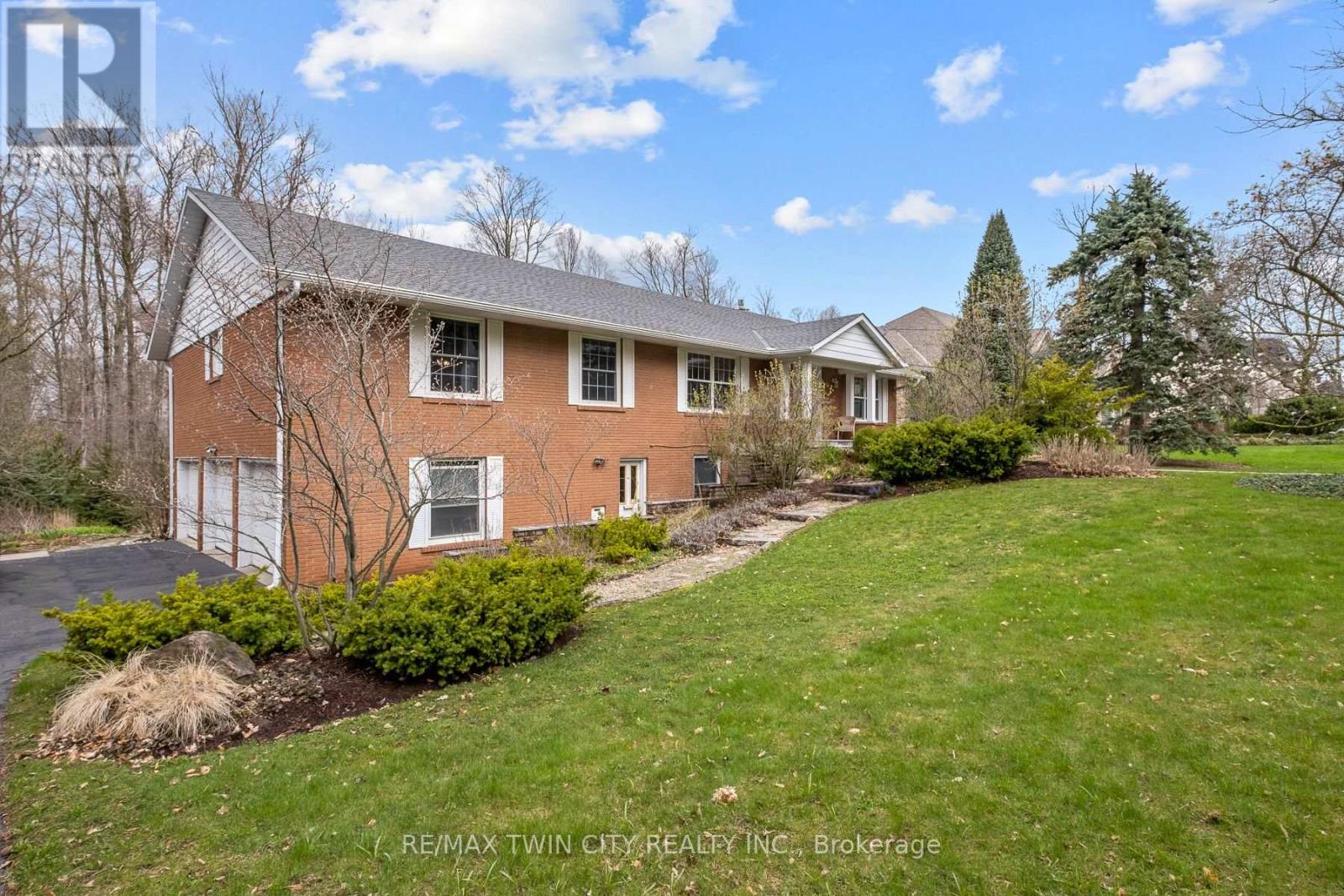 MLS® listing #30013596 for sale located at 36 MAPLE HILL DRIVE