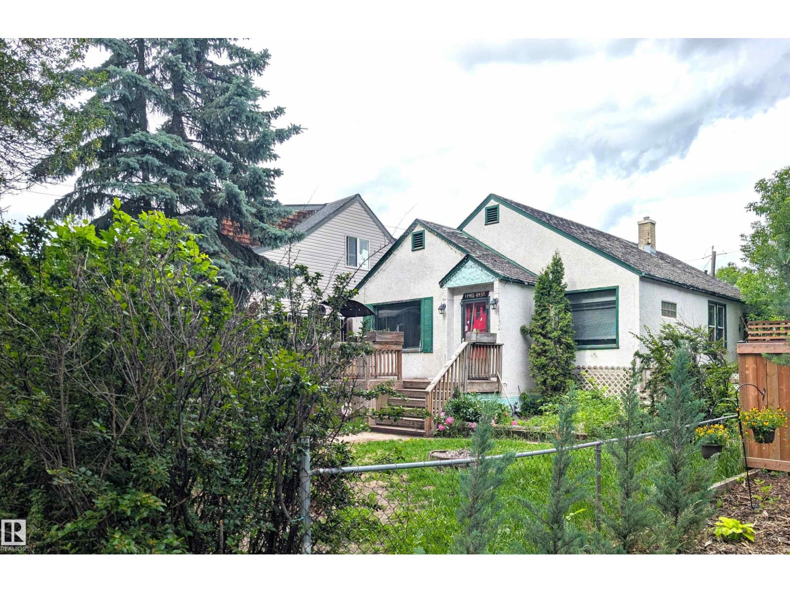 MLS® listing #30013616 for sale located at 11455 64 ST NW