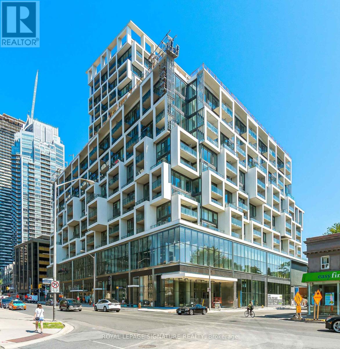 MLS® listing #30014150 for sale located at 2811 - 5 SOUDAN AVENUE