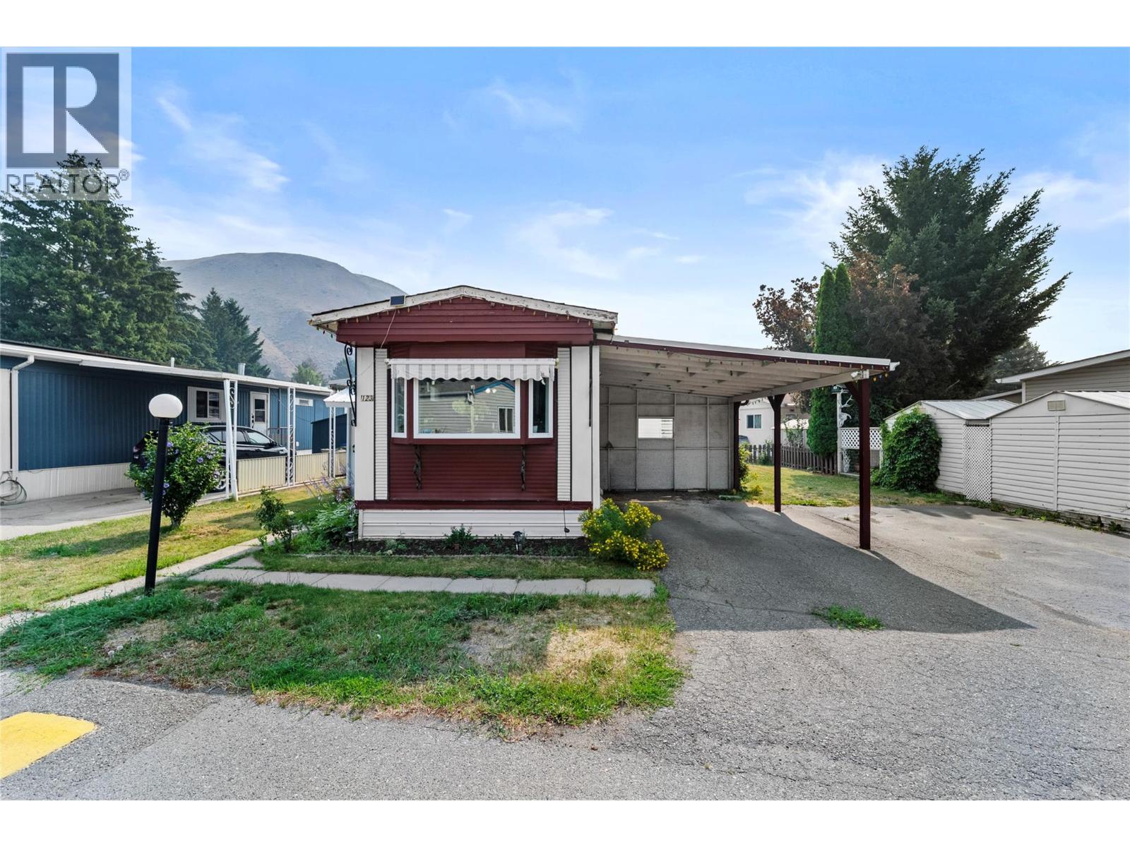 MLS® listing #30014787 for sale located at 2401 ORD Road Unit# 123