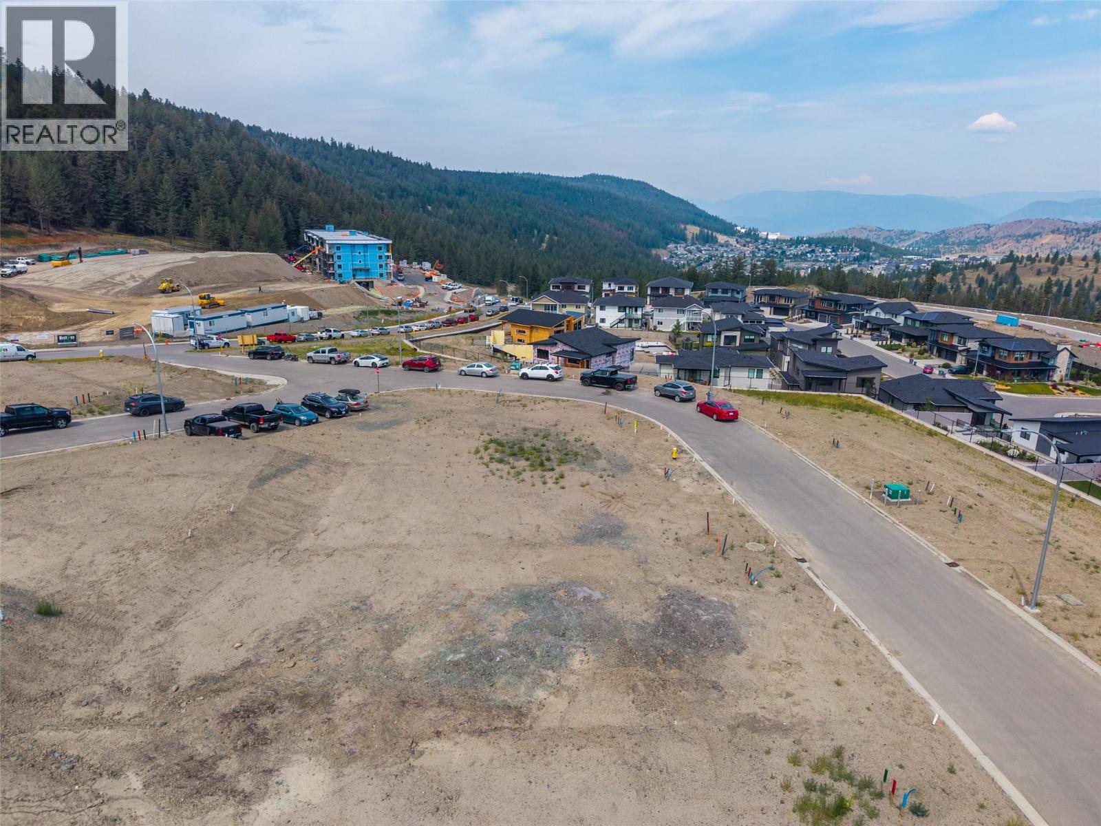 MLS® listing #30015022 for sale located at 1600 Aberdeen Drive Unit# 115