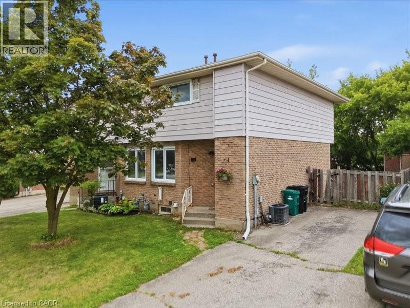 MLS® listing #30015227 for sale located at 58 THE COUNTRY Way
