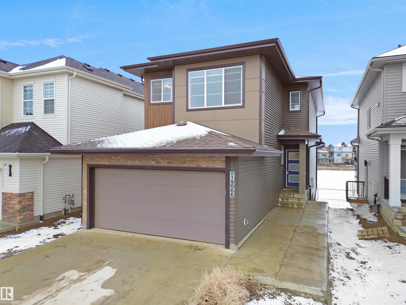 MLS® listing #30015554 for sale located at 19066 20A AV NW