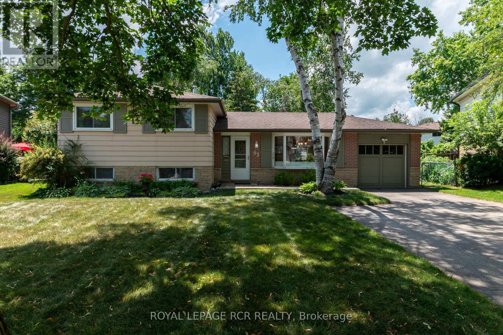 MLS® listing #30015670 for sale located at 63 MAPLE CRESCENT
