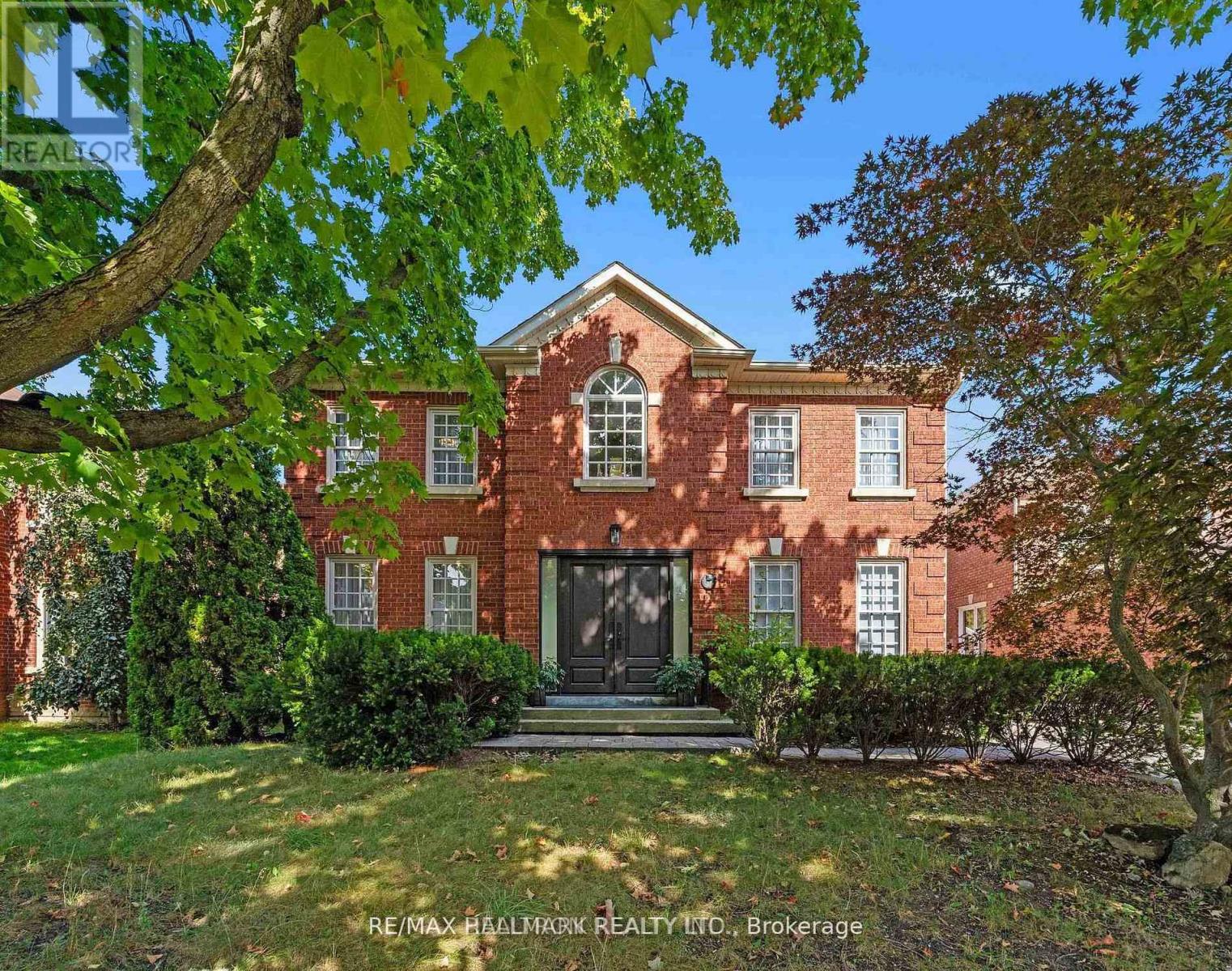 MLS® listing #30015702 for sale located at 63 WILLETT CRESCENT