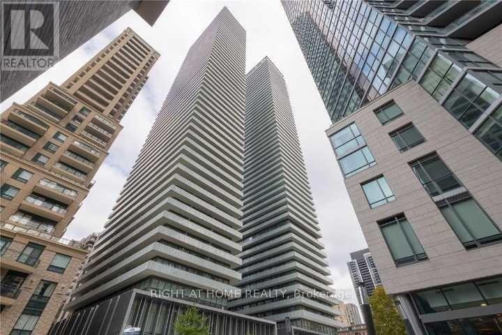MLS® listing #30015933 for sale located at 3408 - 42 CHARLES STREET E