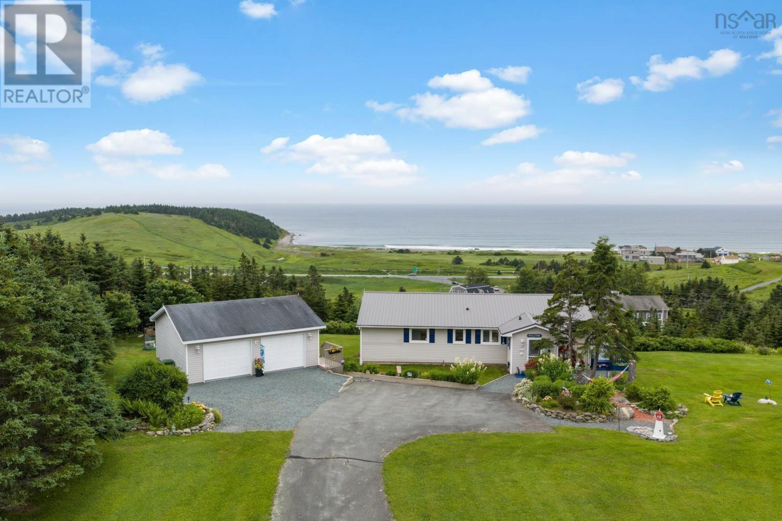 MLS® listing #30016210 for sale located at 9 Leeward Lane