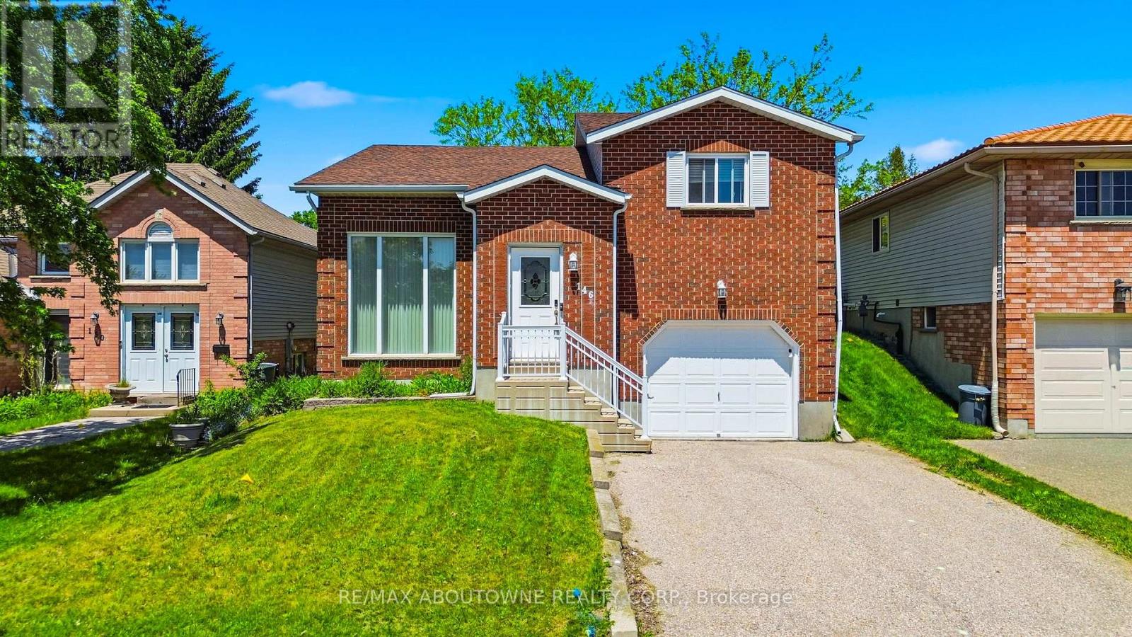 MLS® listing #30016688 for sale located at UPPER - 146 BANKSIDE DRIVE N