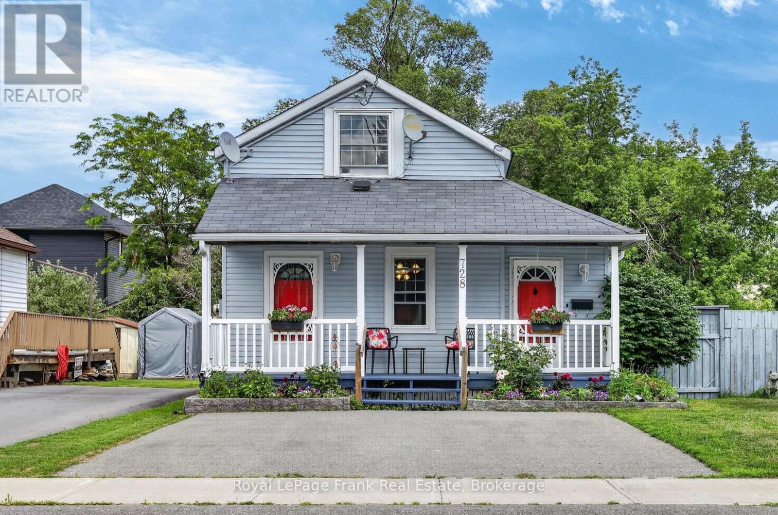 MLS® listing #30016746 for sale located at 728 HURLEY STREET