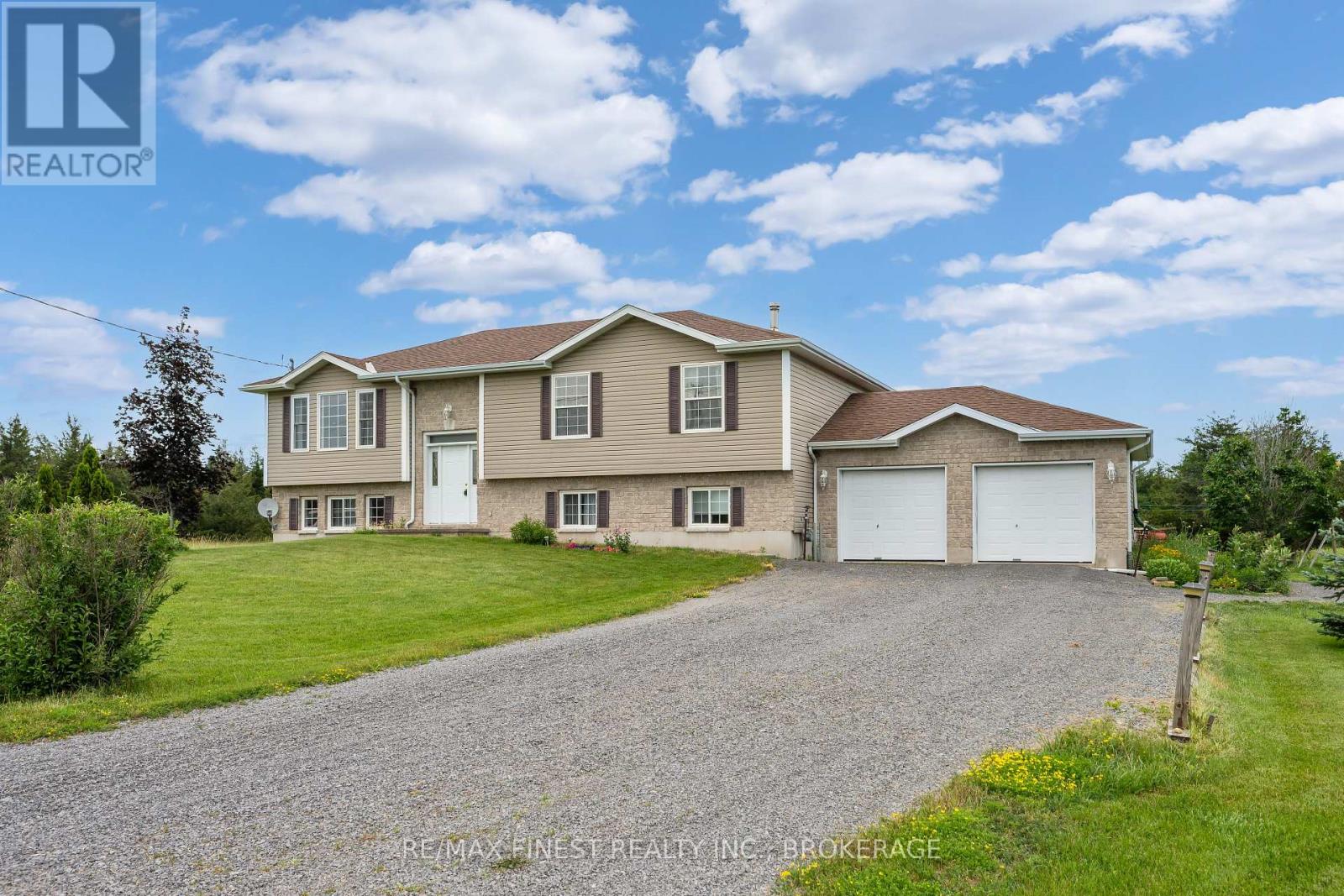 MLS® listing #30016753 for sale located at 245 PLEASANT DRIVE