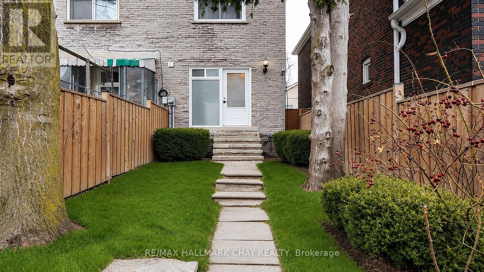 MLS® listing #30017059 for sale located at 48 CARR STREET