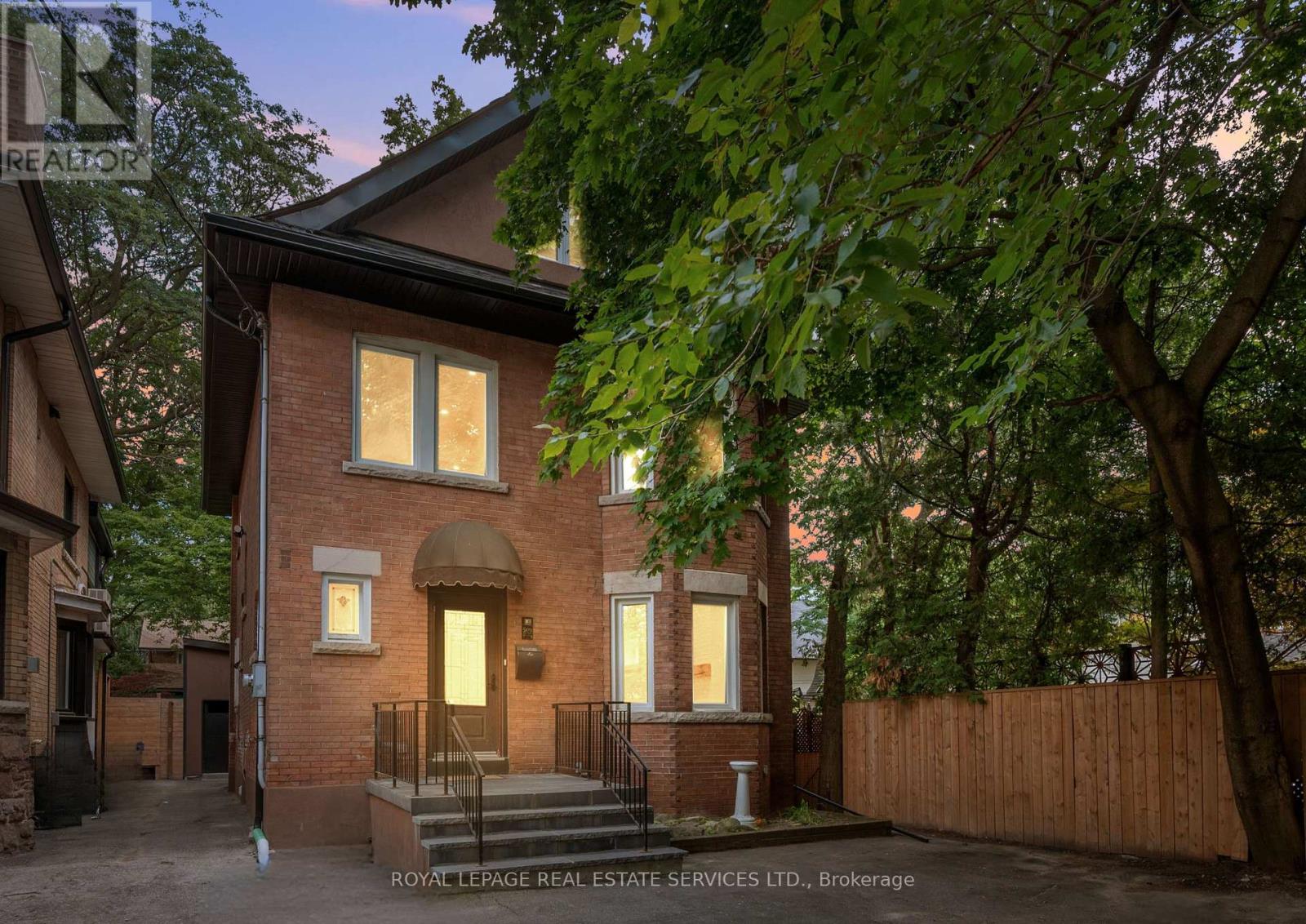 MLS® listing #30017608 for sale located at 509 CHRISTIE STREET