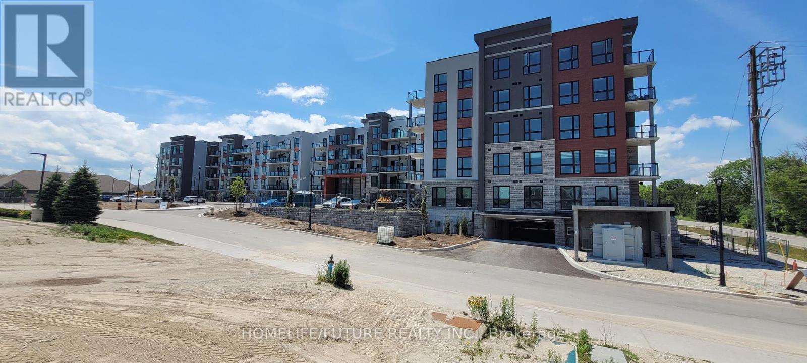 MLS® listing #30017718 for sale located at 409 - 4 KIMBERLEY LANE