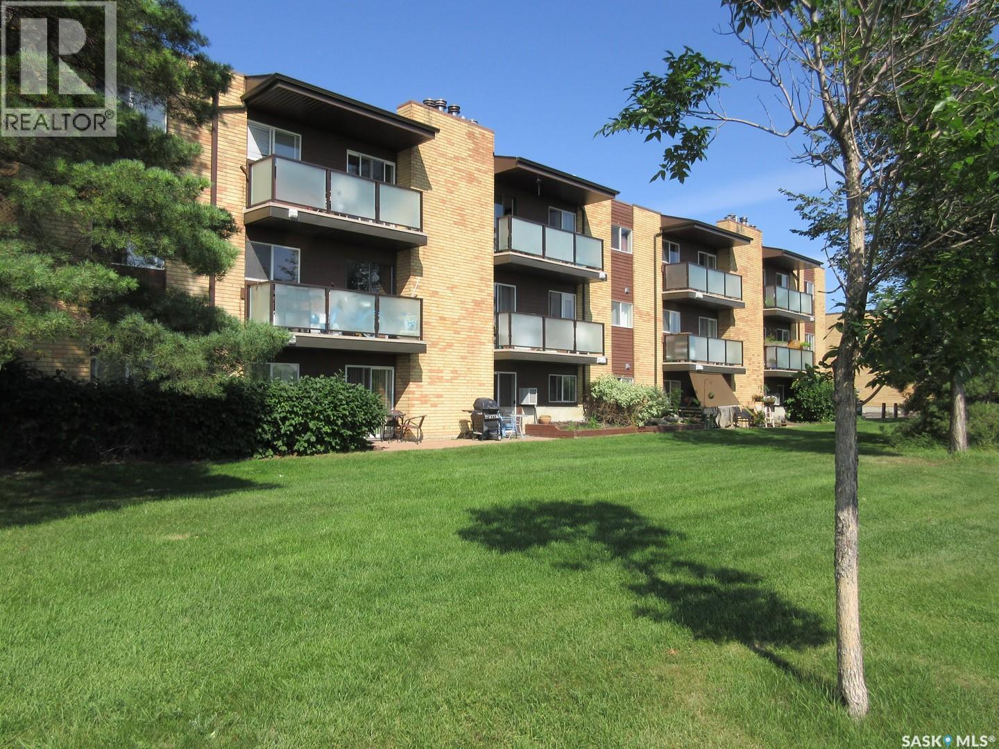 MLS® listing #30017751 for sale located at 312 423 Tait COURT