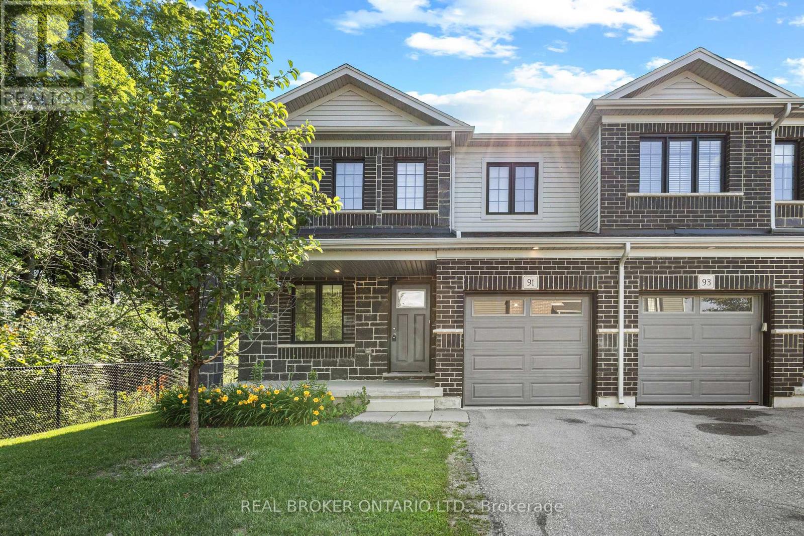 MLS® listing #30018851 for sale located at 91 WOODEDGE CIRCLE