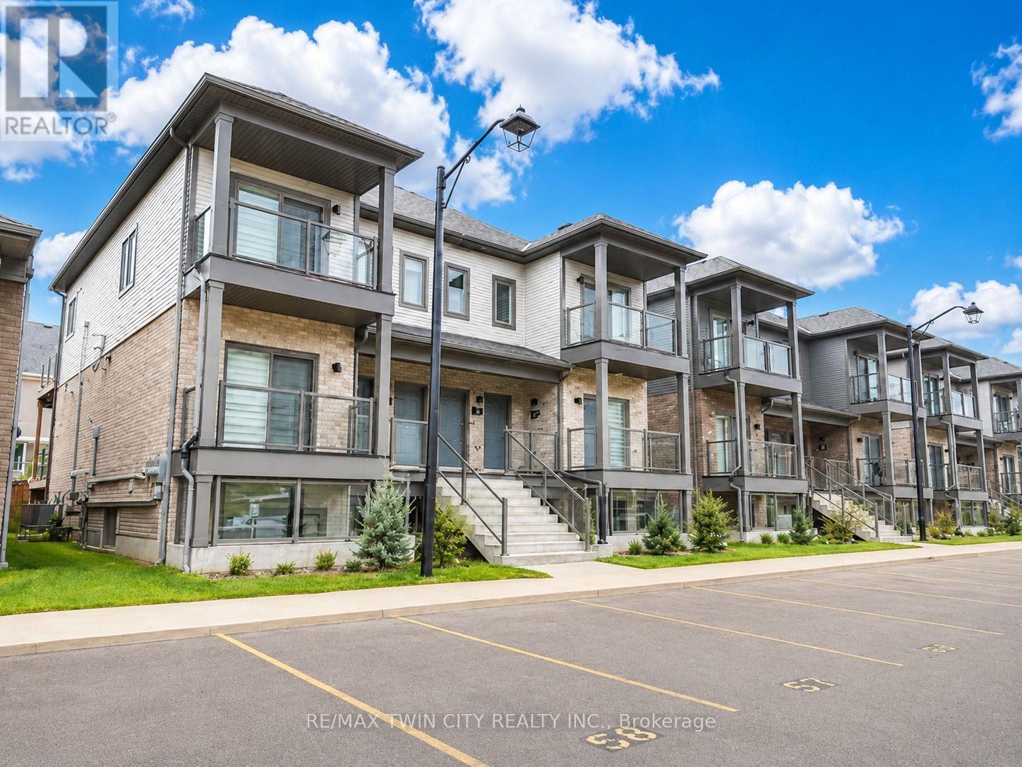 MLS® listing #30019303 for sale located at 32 - 205 WEST OAK LANE S