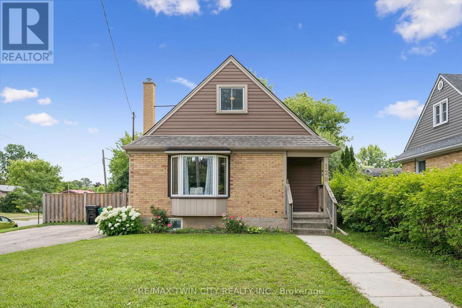 MLS® listing #30020730 for sale located at 129 FLORENCE AVENUE