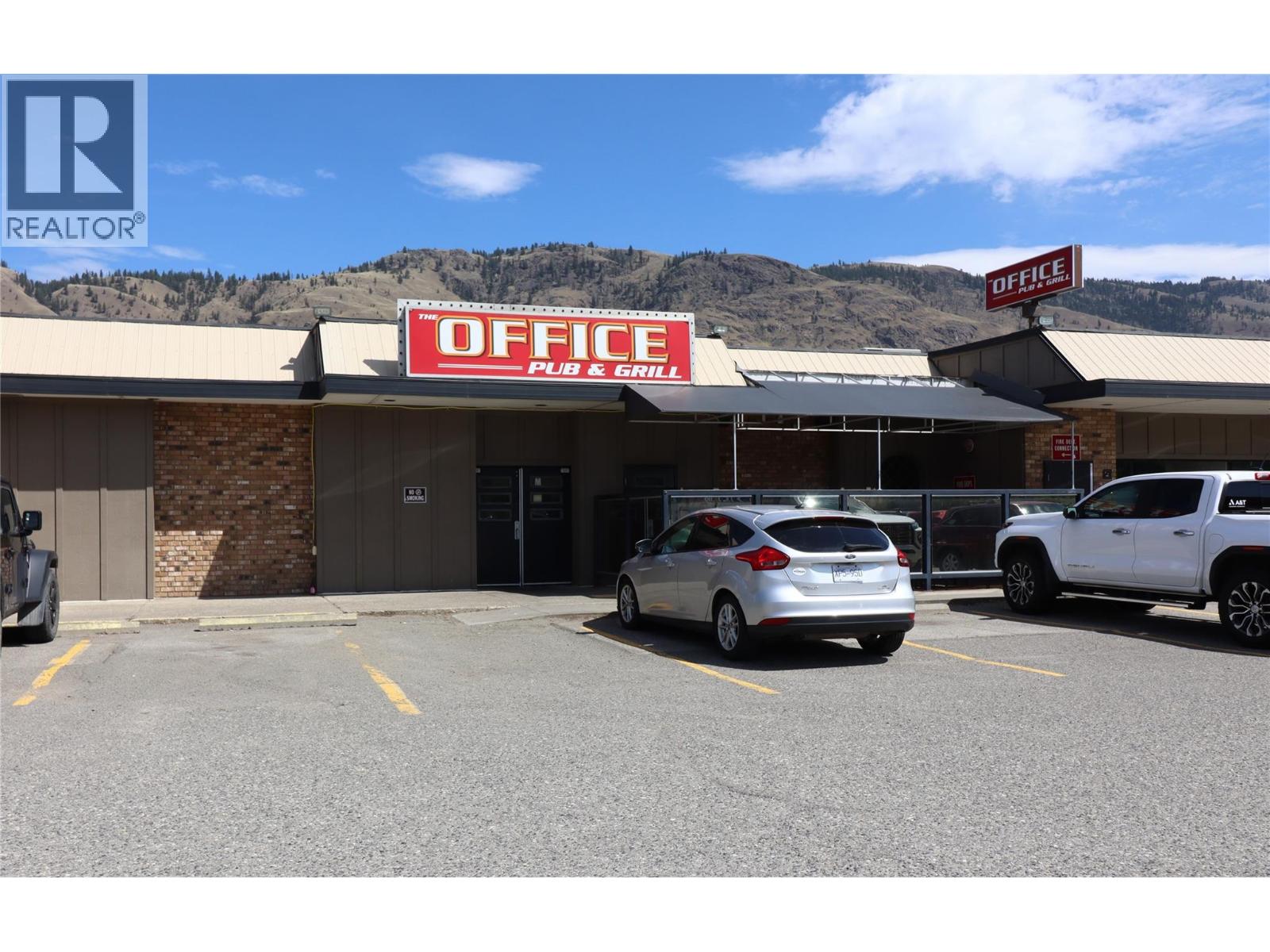 MLS® listing #30020754 for sale located at 2020 FALCON Road Unit# B