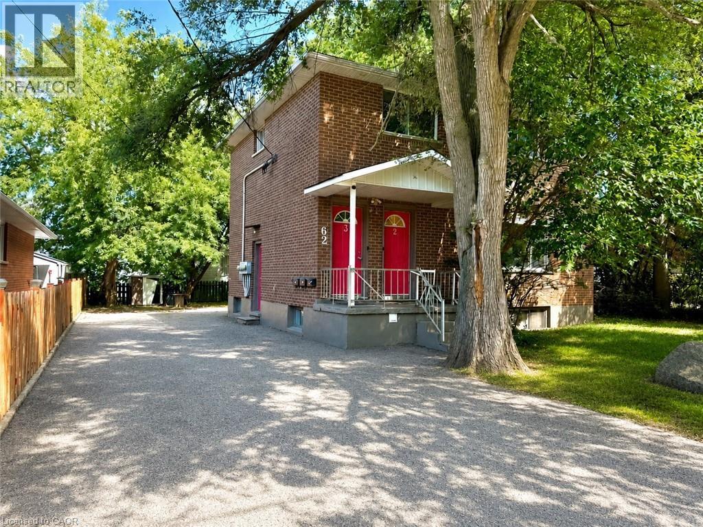 MLS® listing #30021267 for sale located at 62 BOND Street Unit# 2