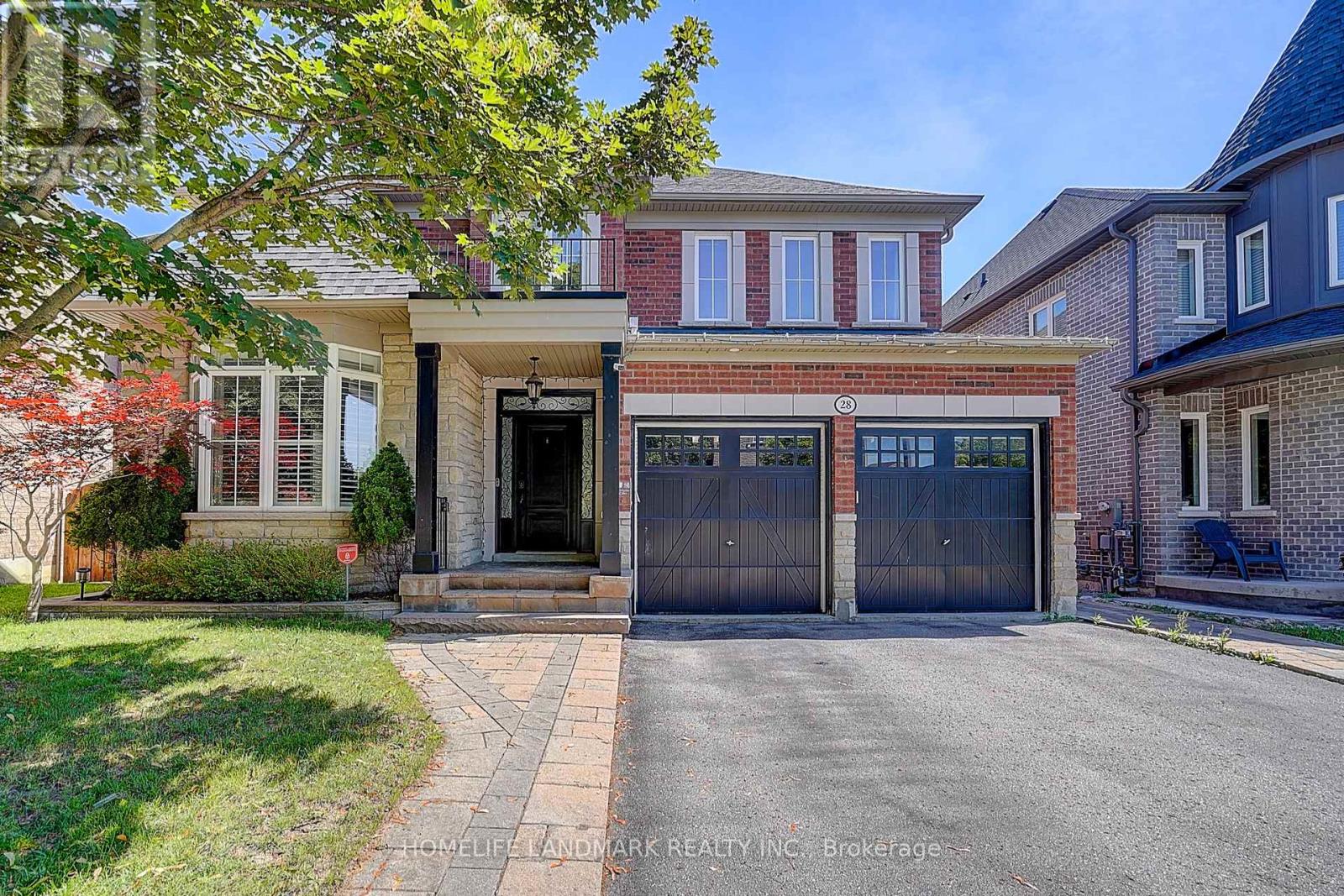 MLS® listing #30021356 for sale located at 28 HUNWICKS CRESCENT