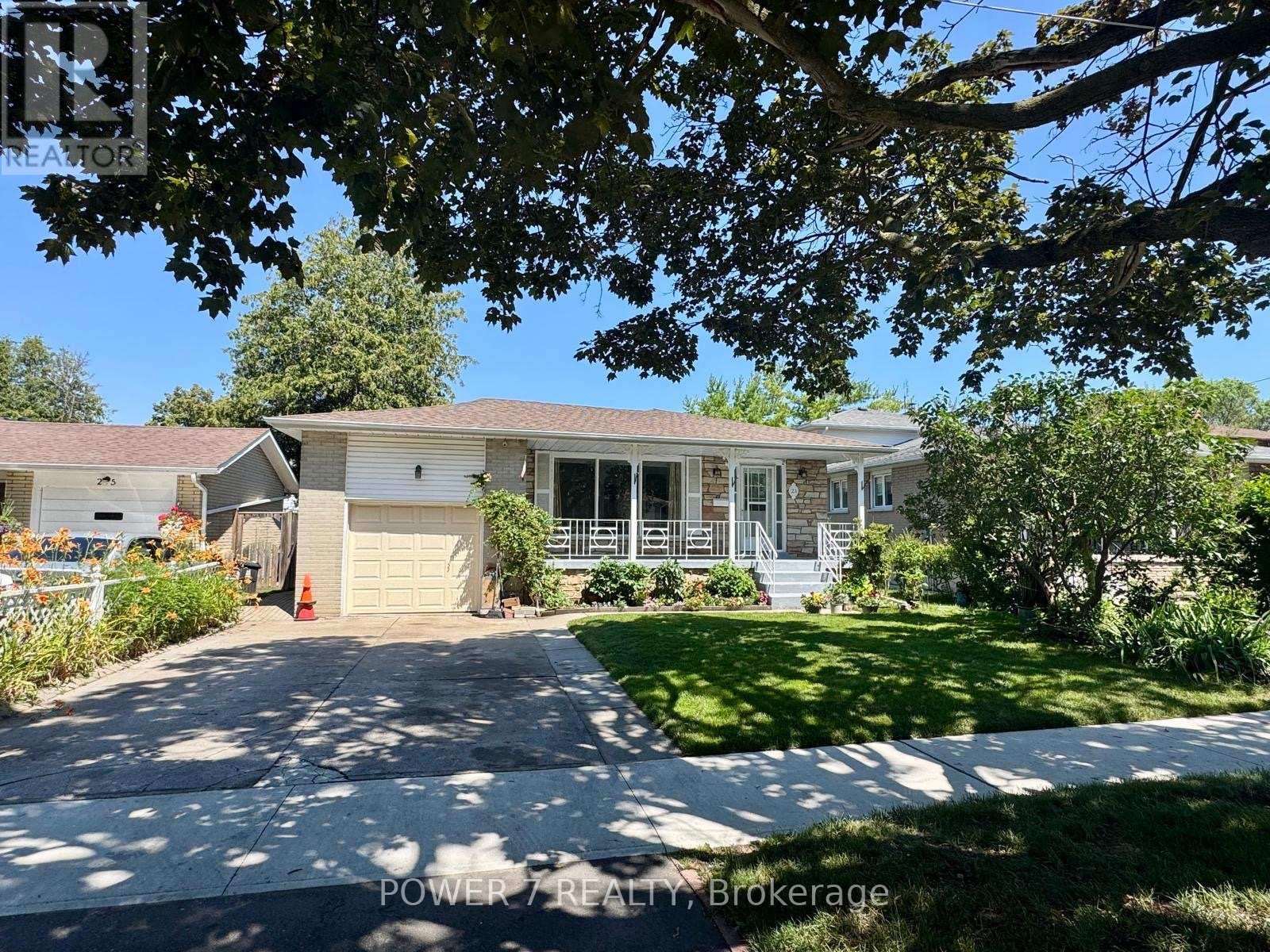 MLS® listing #30021357 for sale located at 23 DONNACONA CRESCENT
