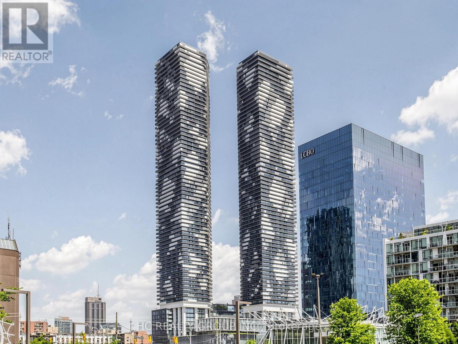 MLS® listing #30021562 for sale located at PH203 - 138 DOWNES STREET