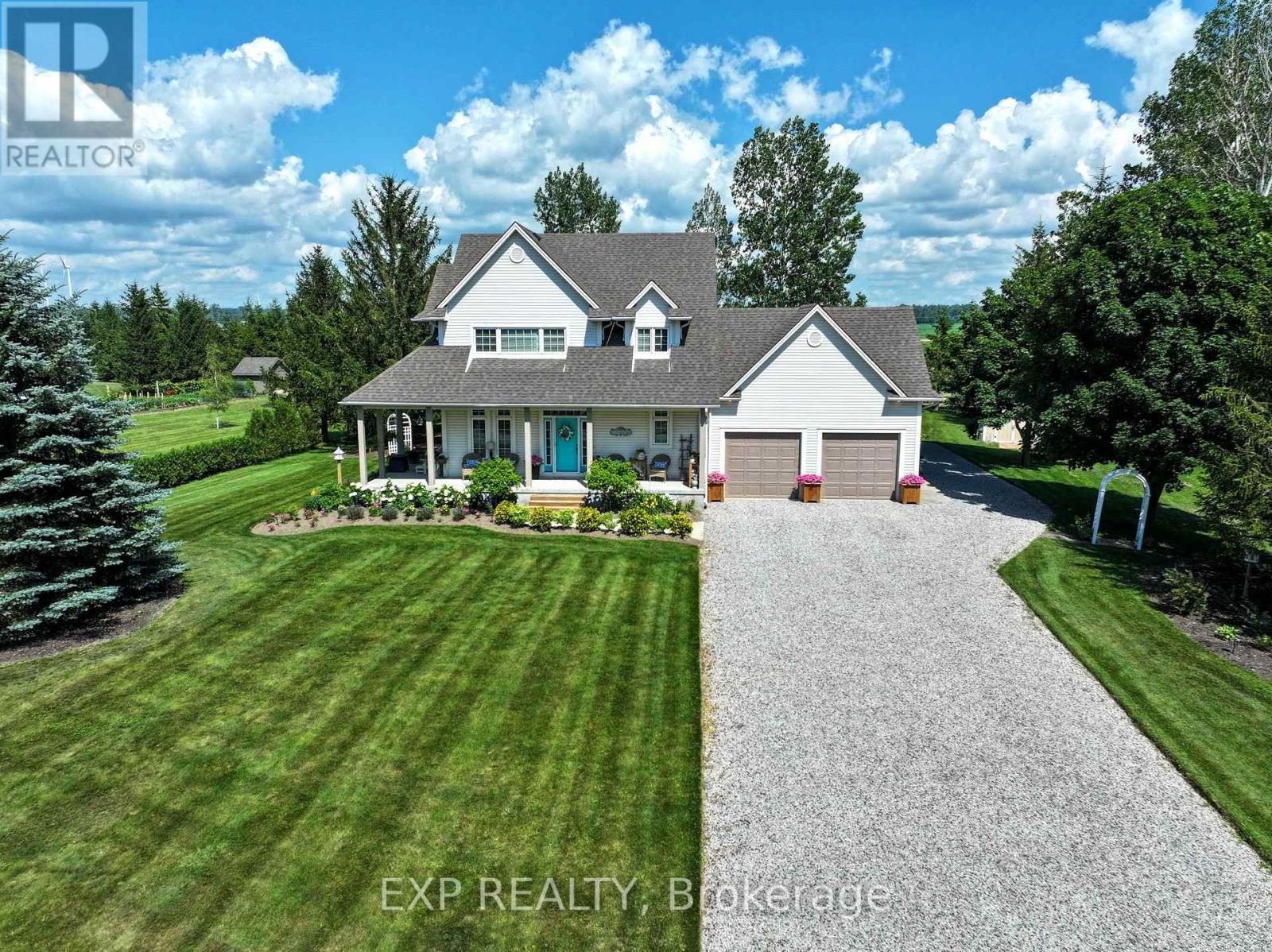 MLS® listing #30021593 for sale located at 71817 SUNRIDGE CRESCENT