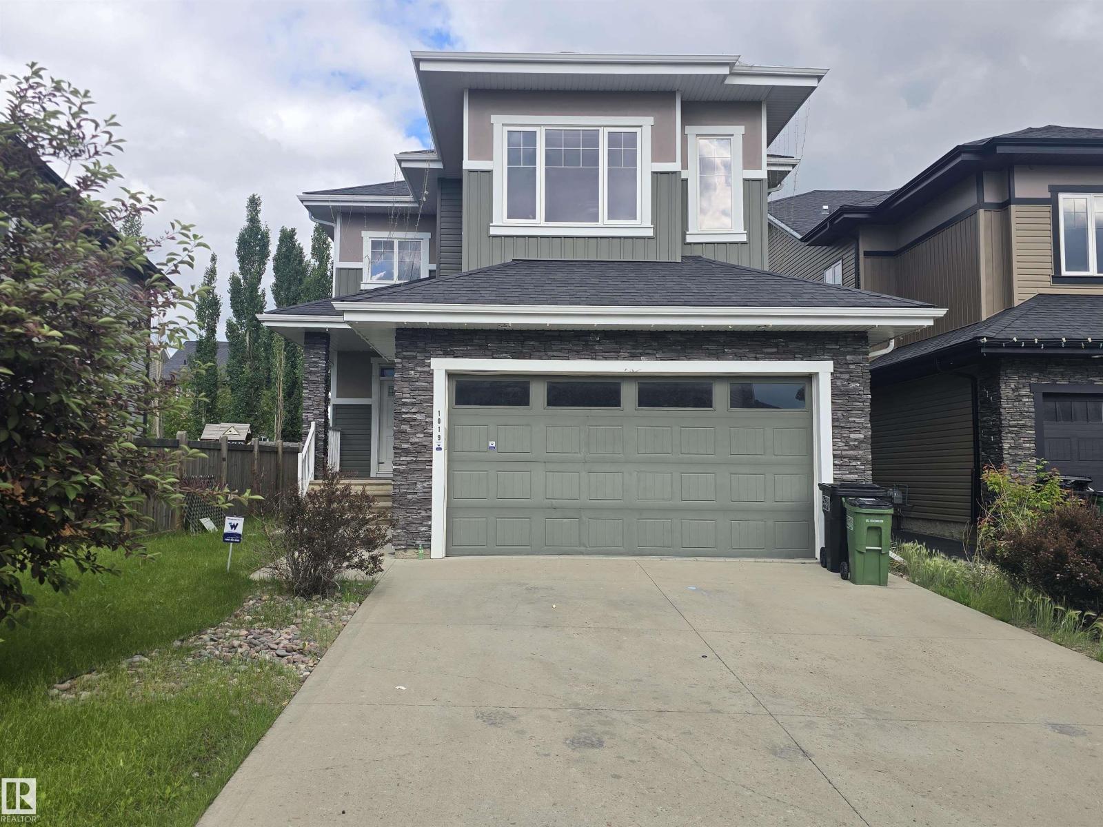 MLS® listing #30022606 for sale located at 1019 175 ST SW