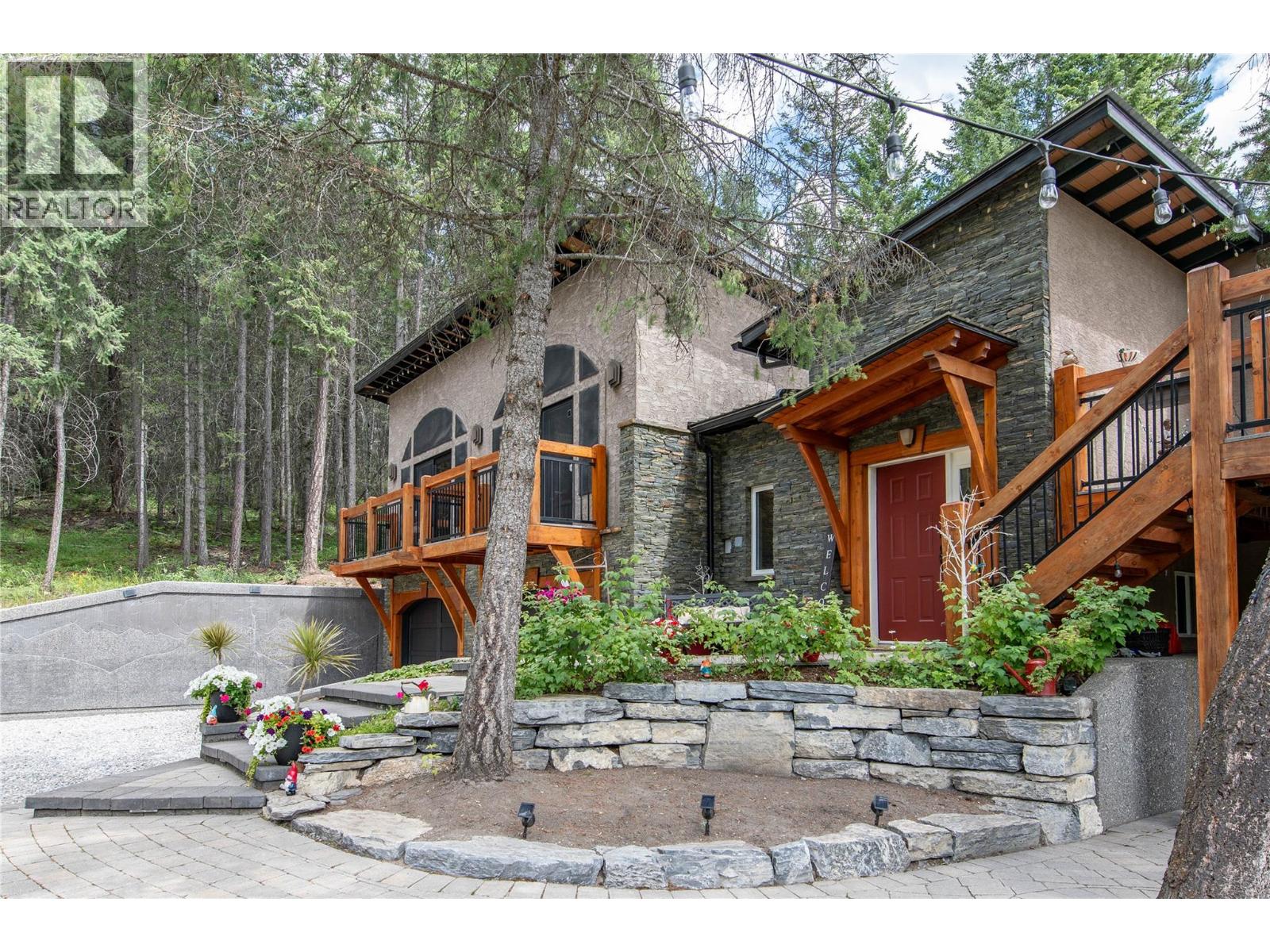 MLS® listing #30022616 for sale located at 631 Lapp Road