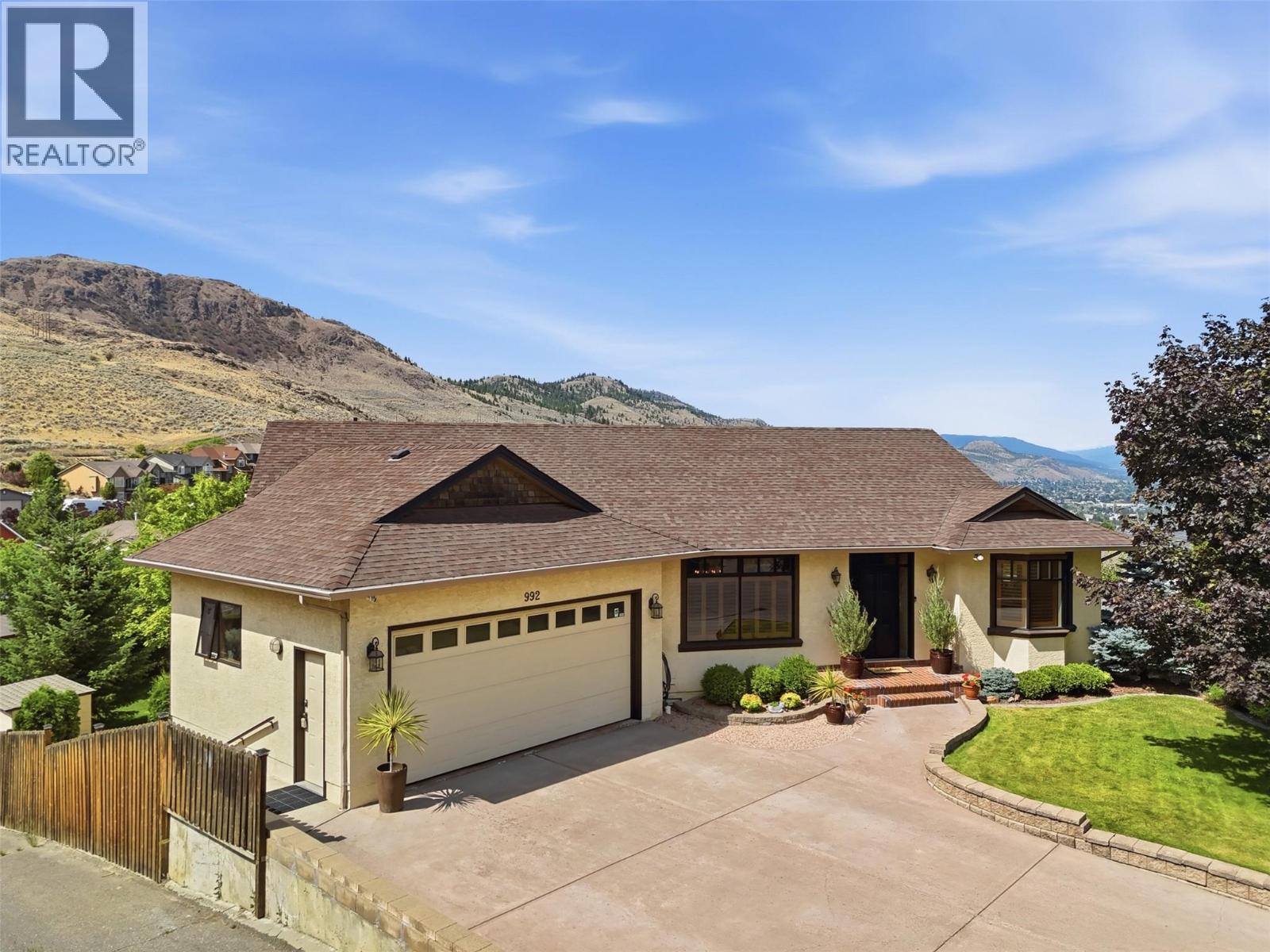 MLS® listing #30022821 for sale located at 992 Quail Court