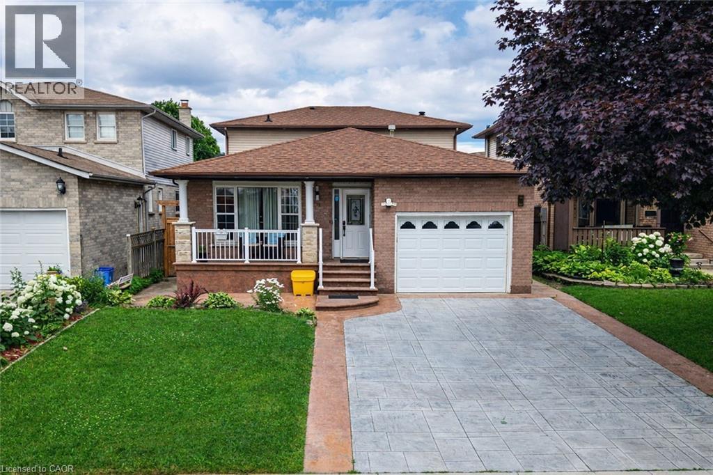 MLS® listing #30022905 for sale located at 214 MERRILEE Crescent