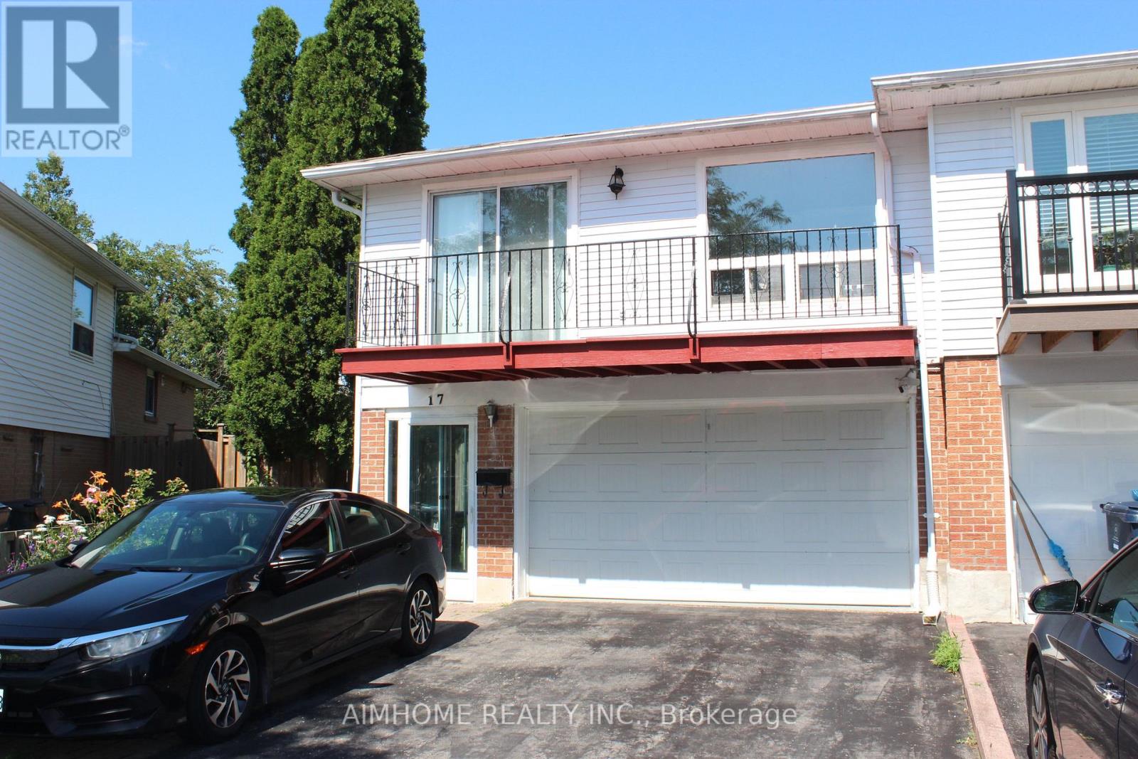 MLS® listing #30022998 for sale located at UPPER - 17 HEATHERSIDE DRIVE