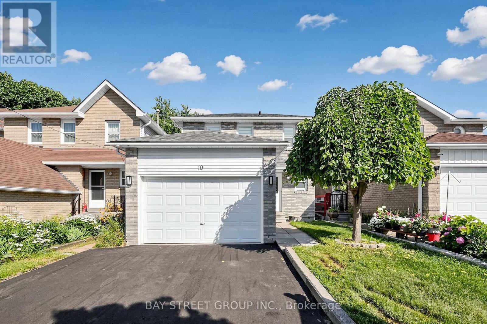 MLS® listing #30023035 for sale located at 10 PEELTON HEIGHTS ROAD