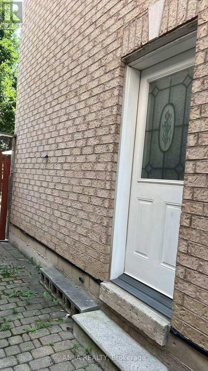 MLS® listing #30023124 for sale located at 62 TOM WELLS CRESCENT