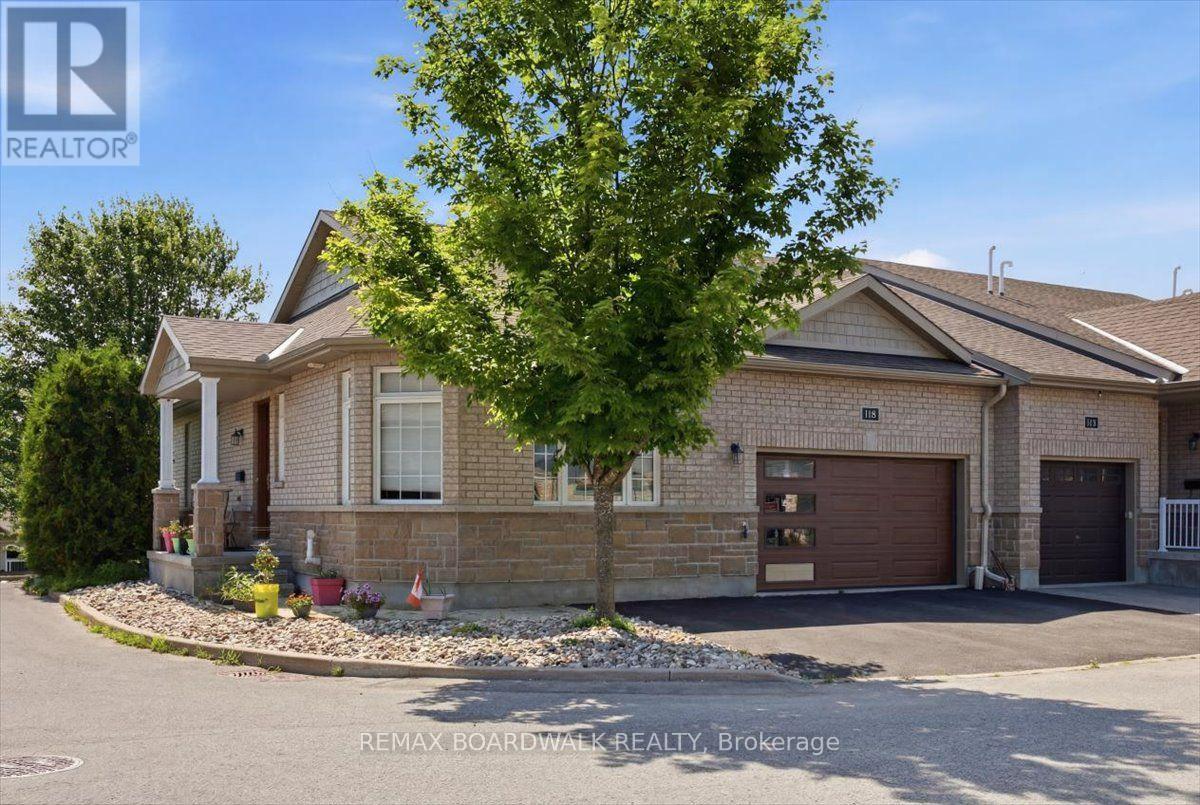 MLS® listing #30023436 for sale located at 116 PASSAGEWAY PRIVATE