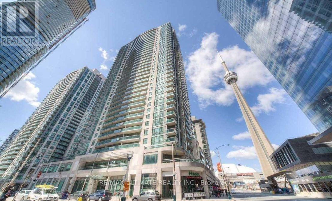 MLS® listing #30023854 for sale located at 1609 - 30 GRAND TRUNK CRESCENT